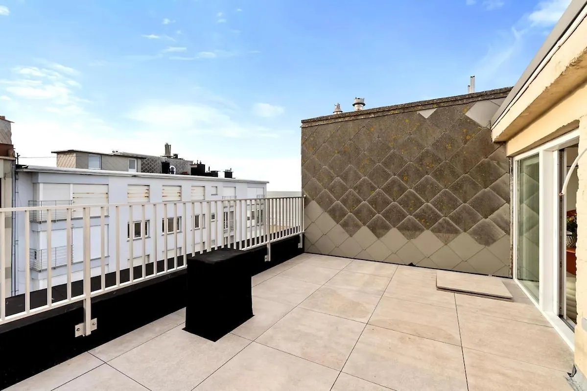 Trendy Studio With Seaside Patio Οστένδη Διαμέρισμα